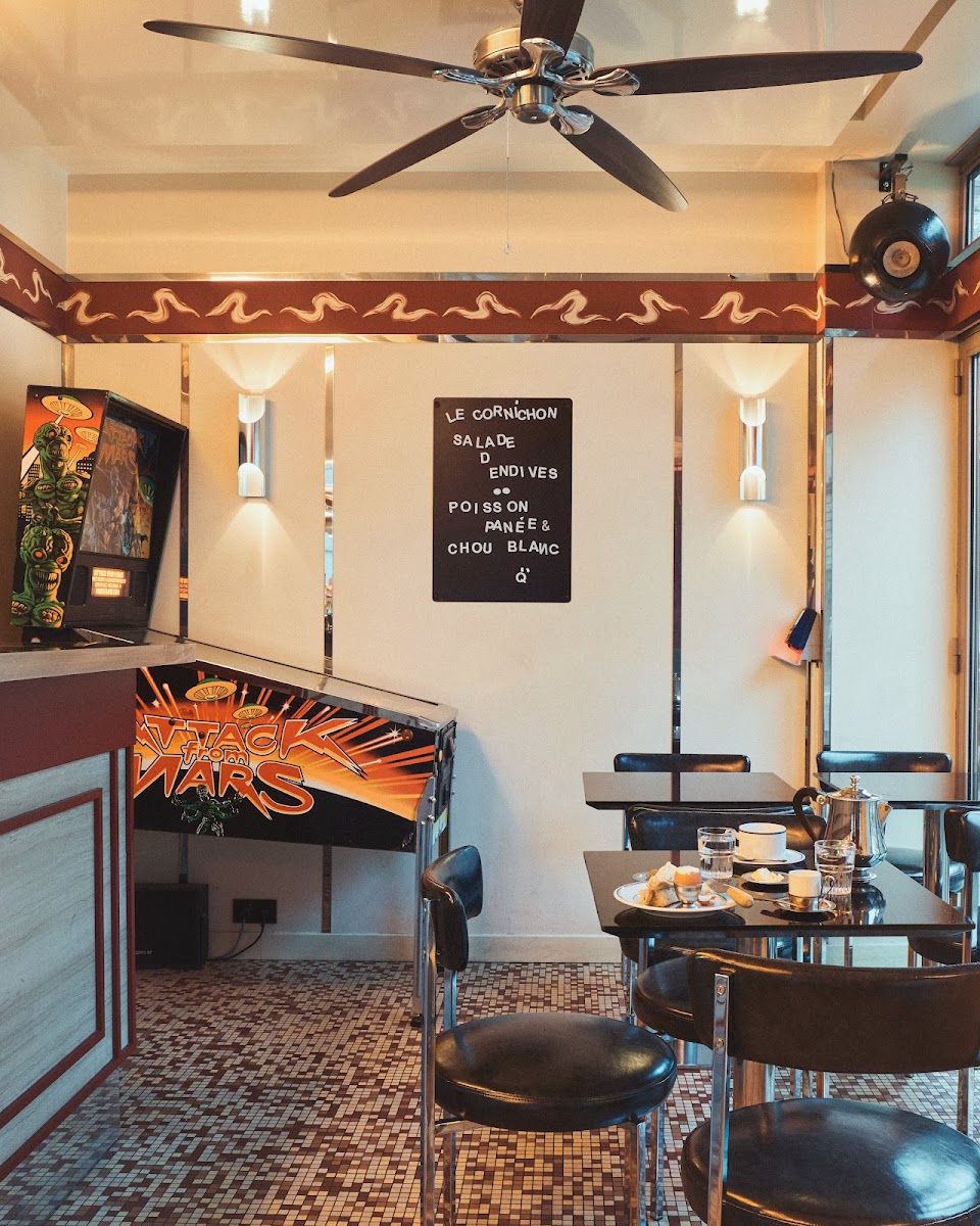 Le Cornichon - Bar - Restaurant - Fdj