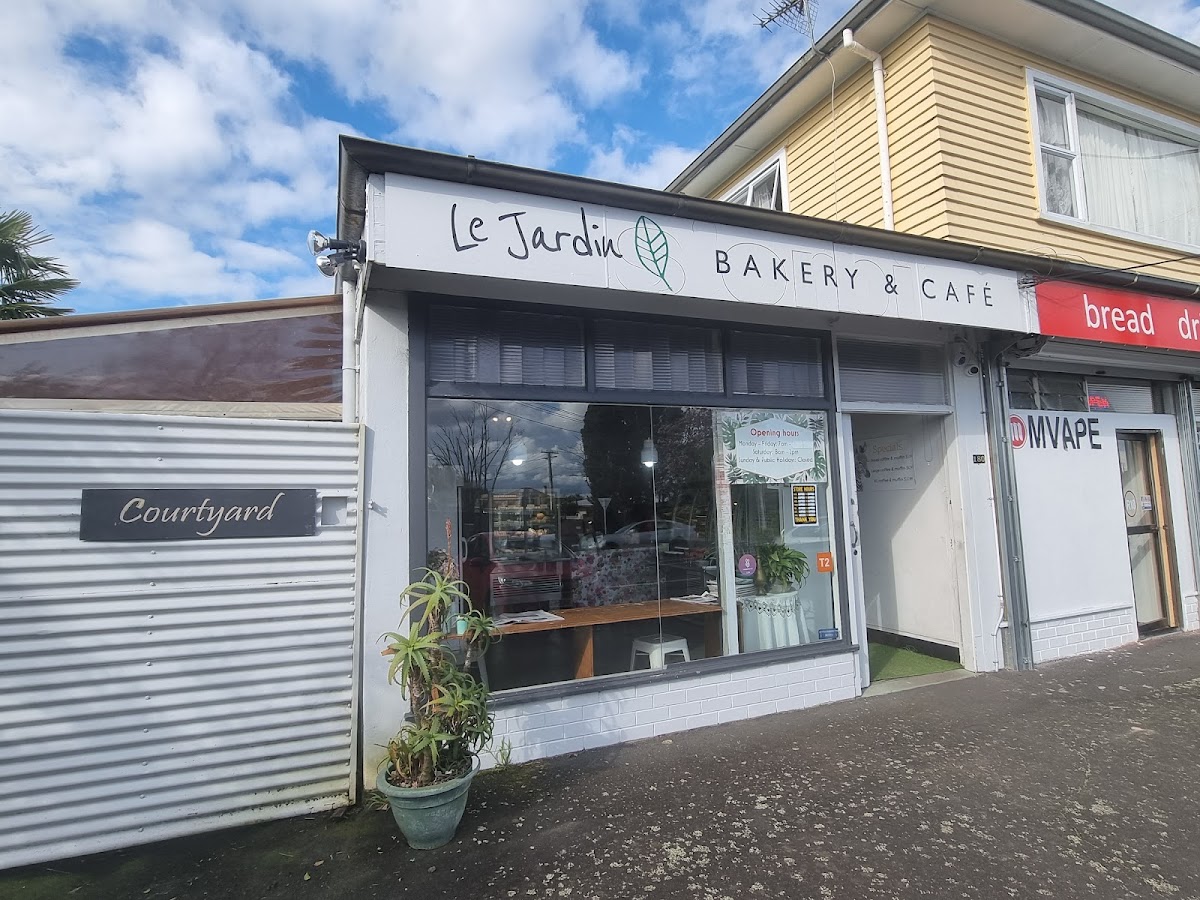 Le Jardin Bakery & Cafe Photos 2