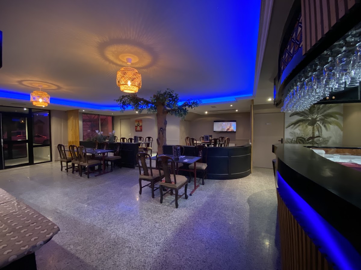 Le Smile Restaurant Photos 2