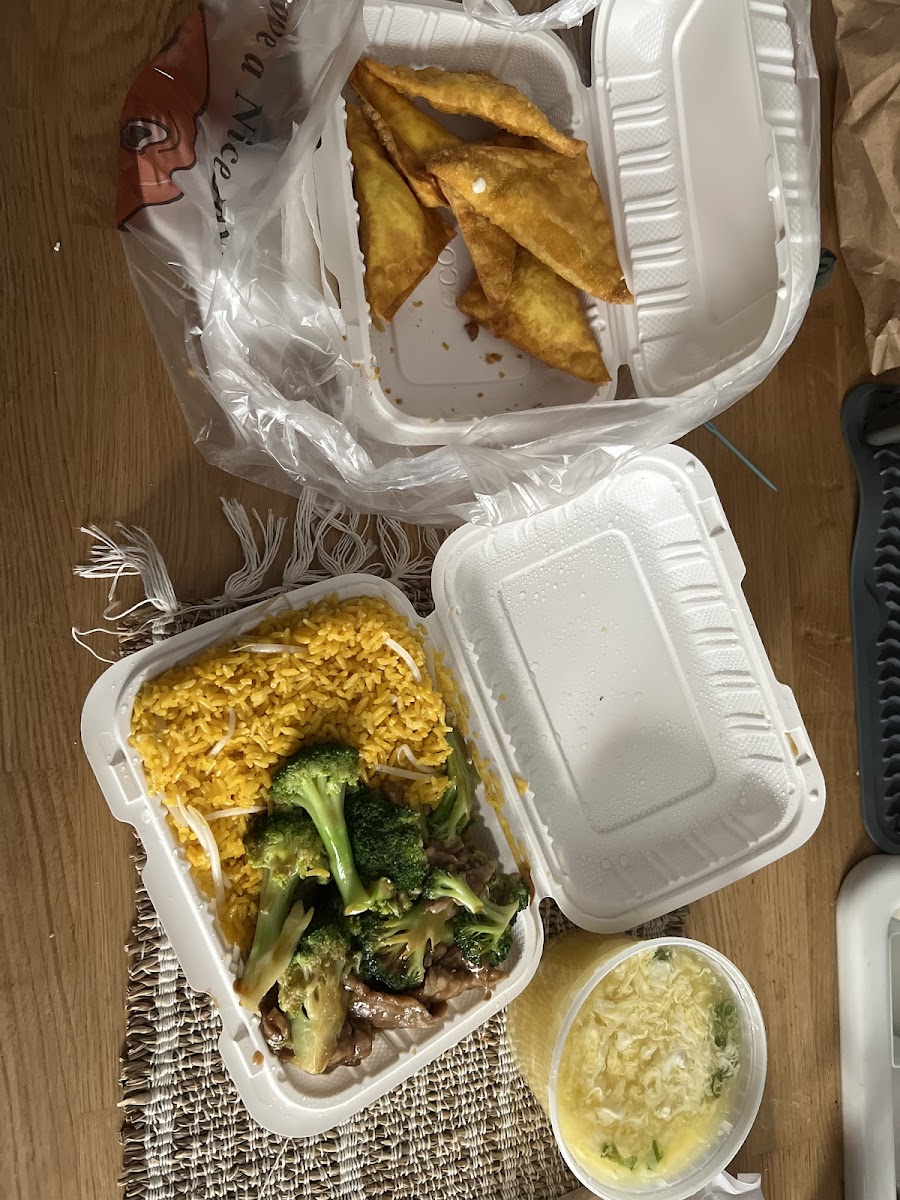 Lee Chinese Restaurant Photos 2