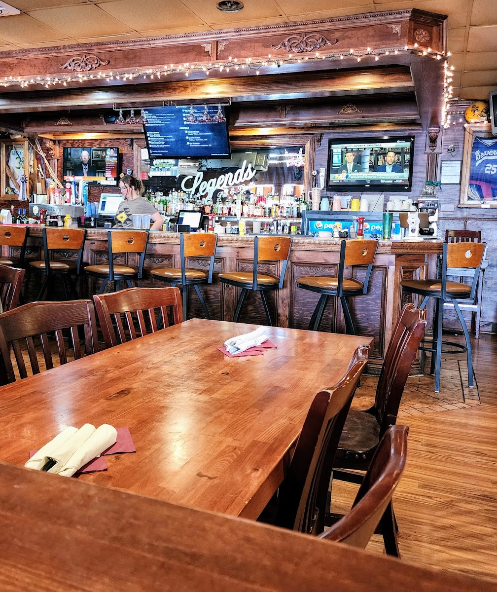 Legends Pub & Grille