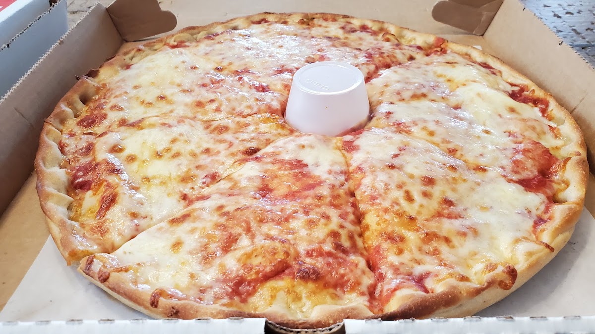 Leonardo's Pizza Photos 2