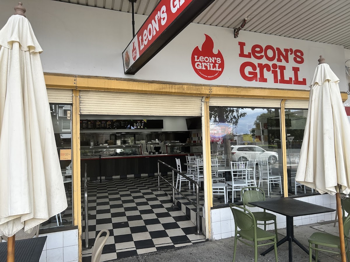 Leon’S Grill