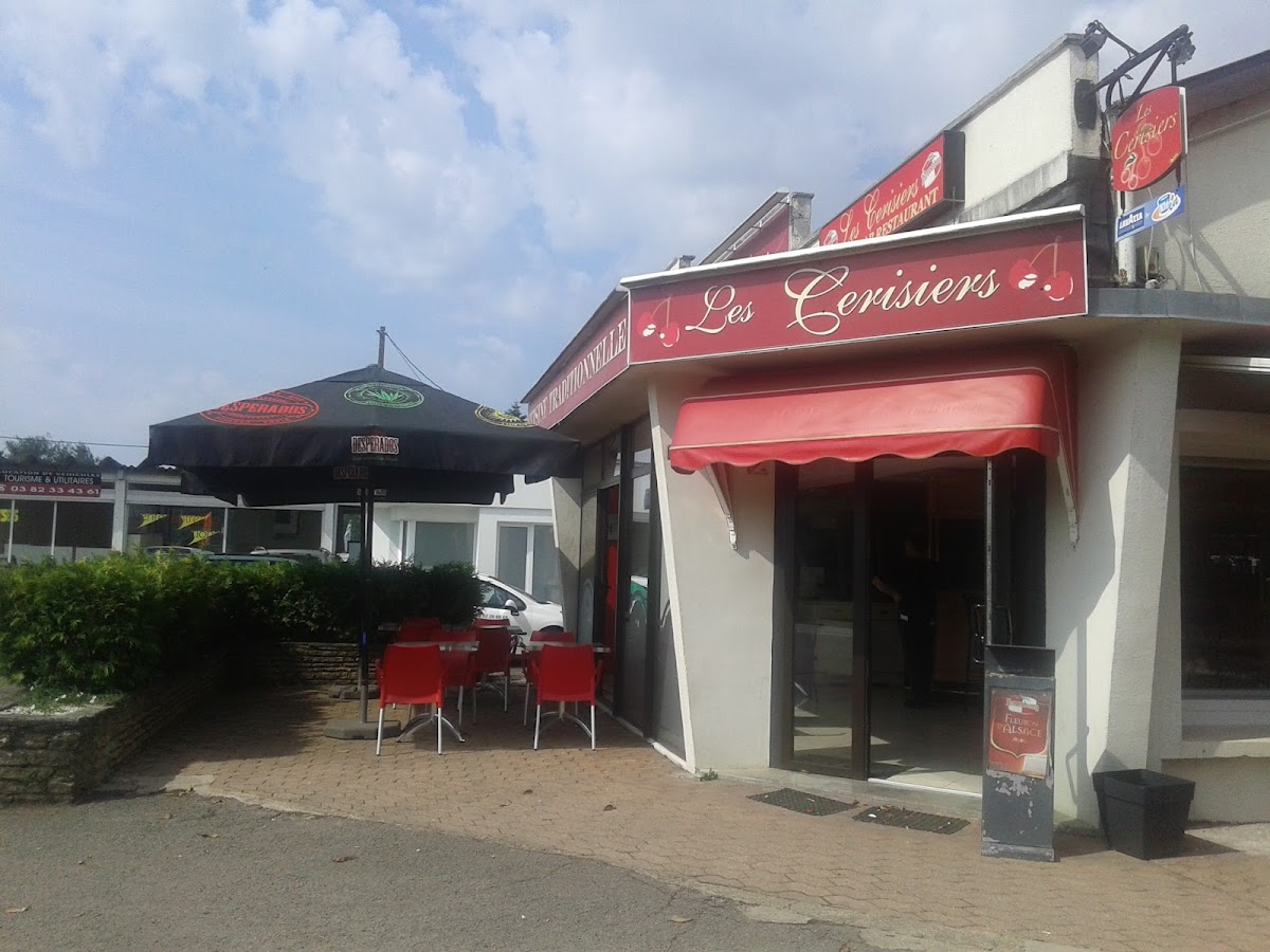 Les Cerisiers Photos 2