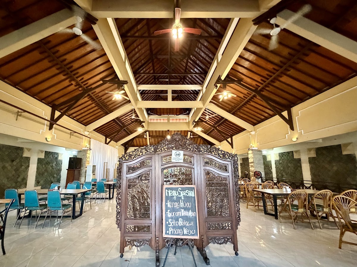 Lestari Restaurant