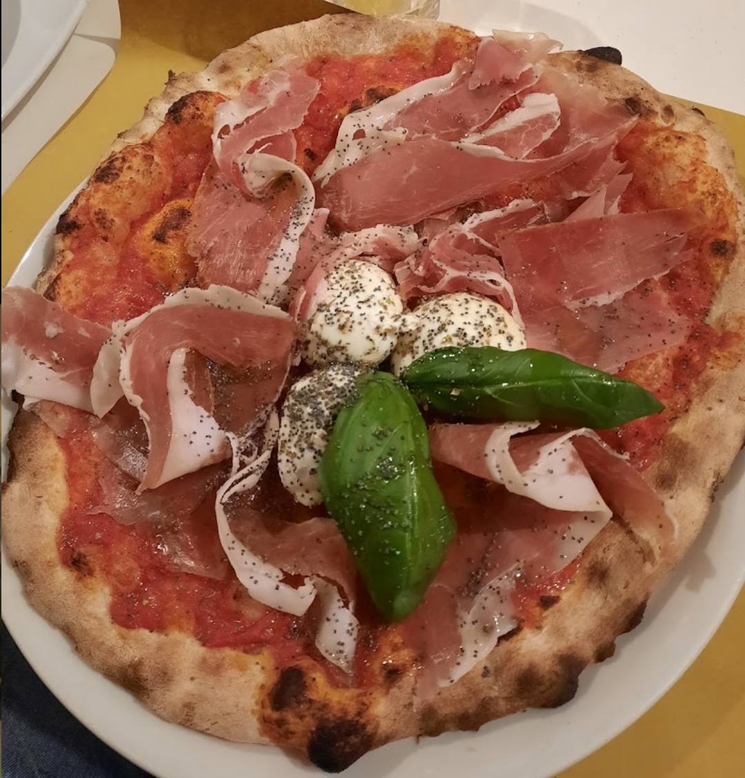 Levante Pizza & Co. Photos 2