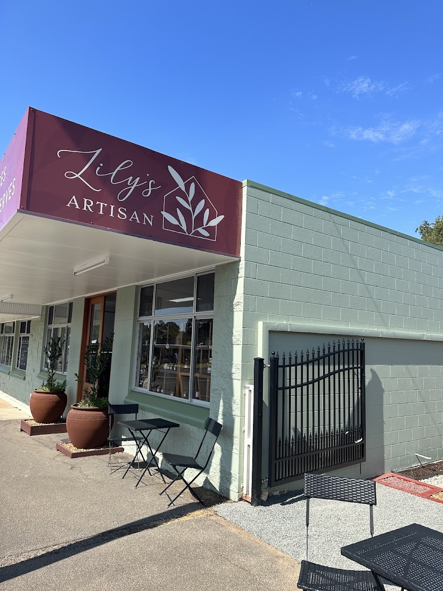 Lily's Artisan