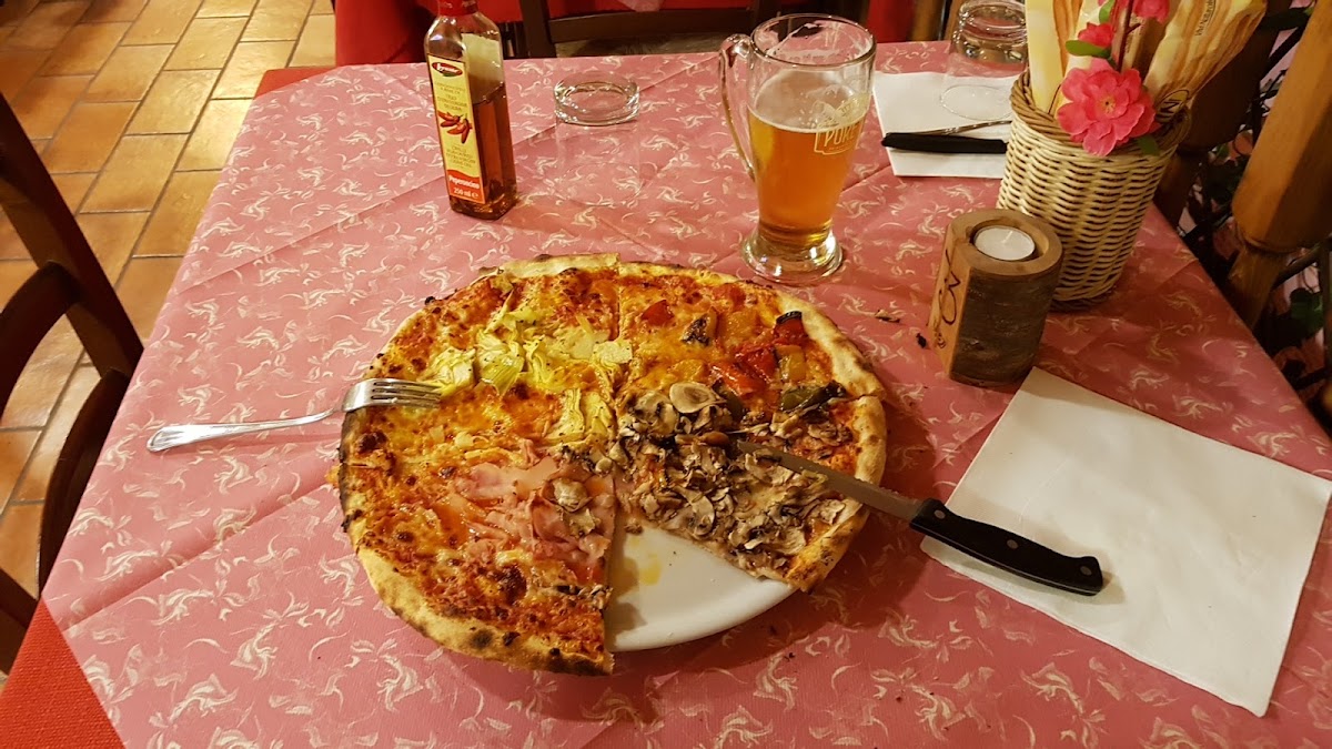 L'isola - Pizza E Cucina Di Fedele Antonio Photos 9