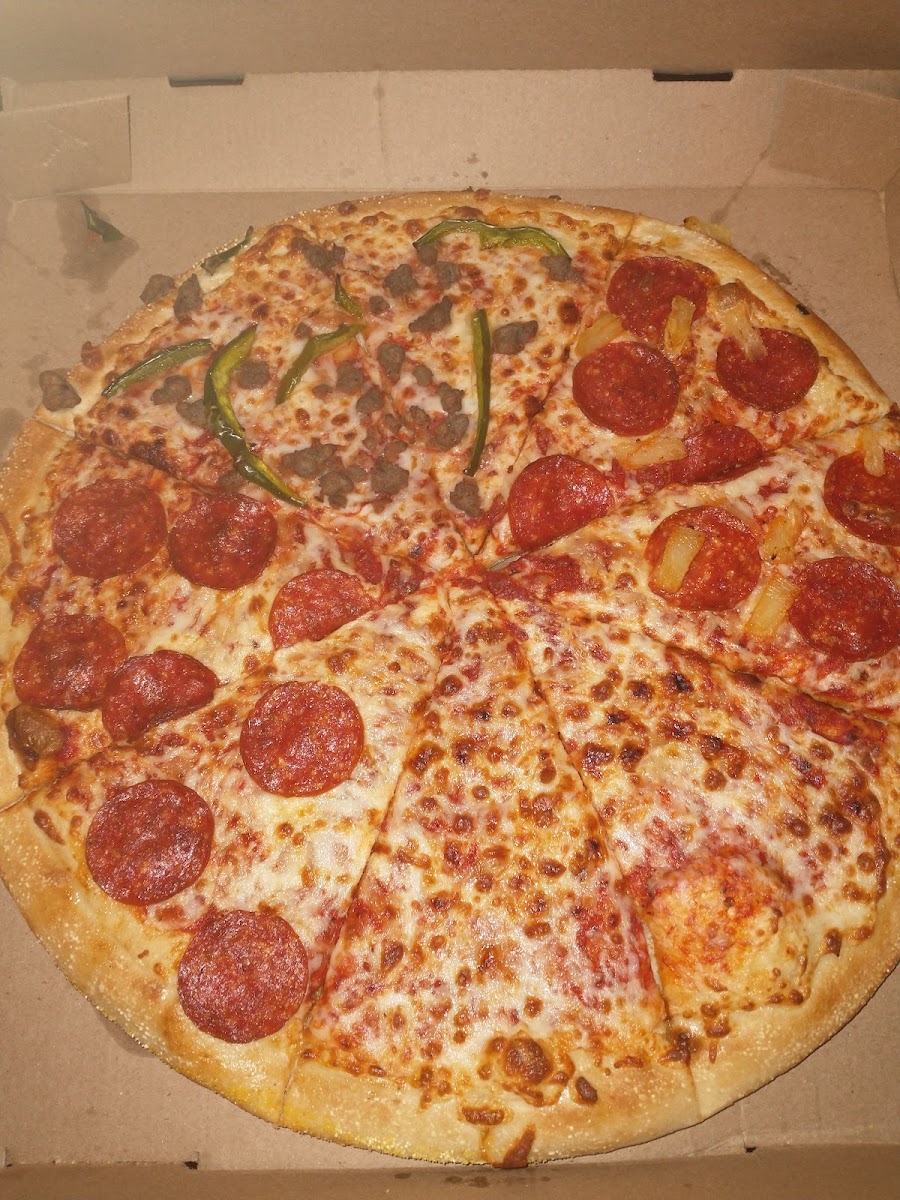 Little Caesars Pizza Olivar Del Conde Photos 9