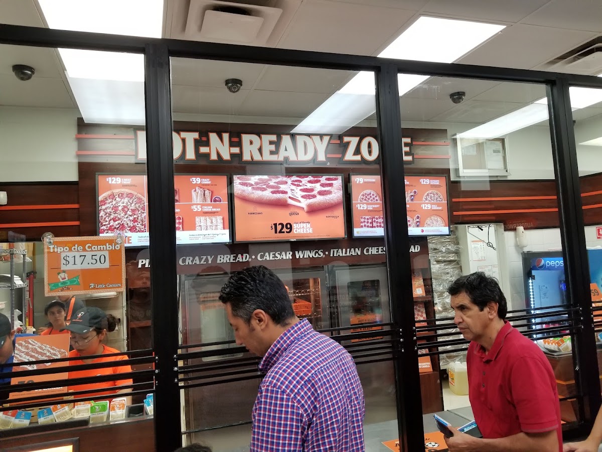 Little Caesar's Pizza Suc. Valle Del Sol Photos 2