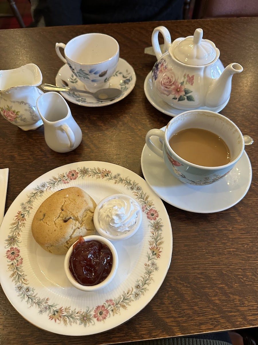 Little Harriettes Of Deal Tea Rooms Photos 2