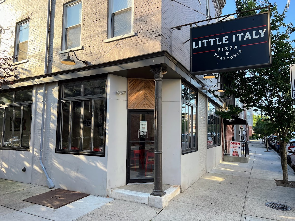 Little Italy Pizza & Trattoria