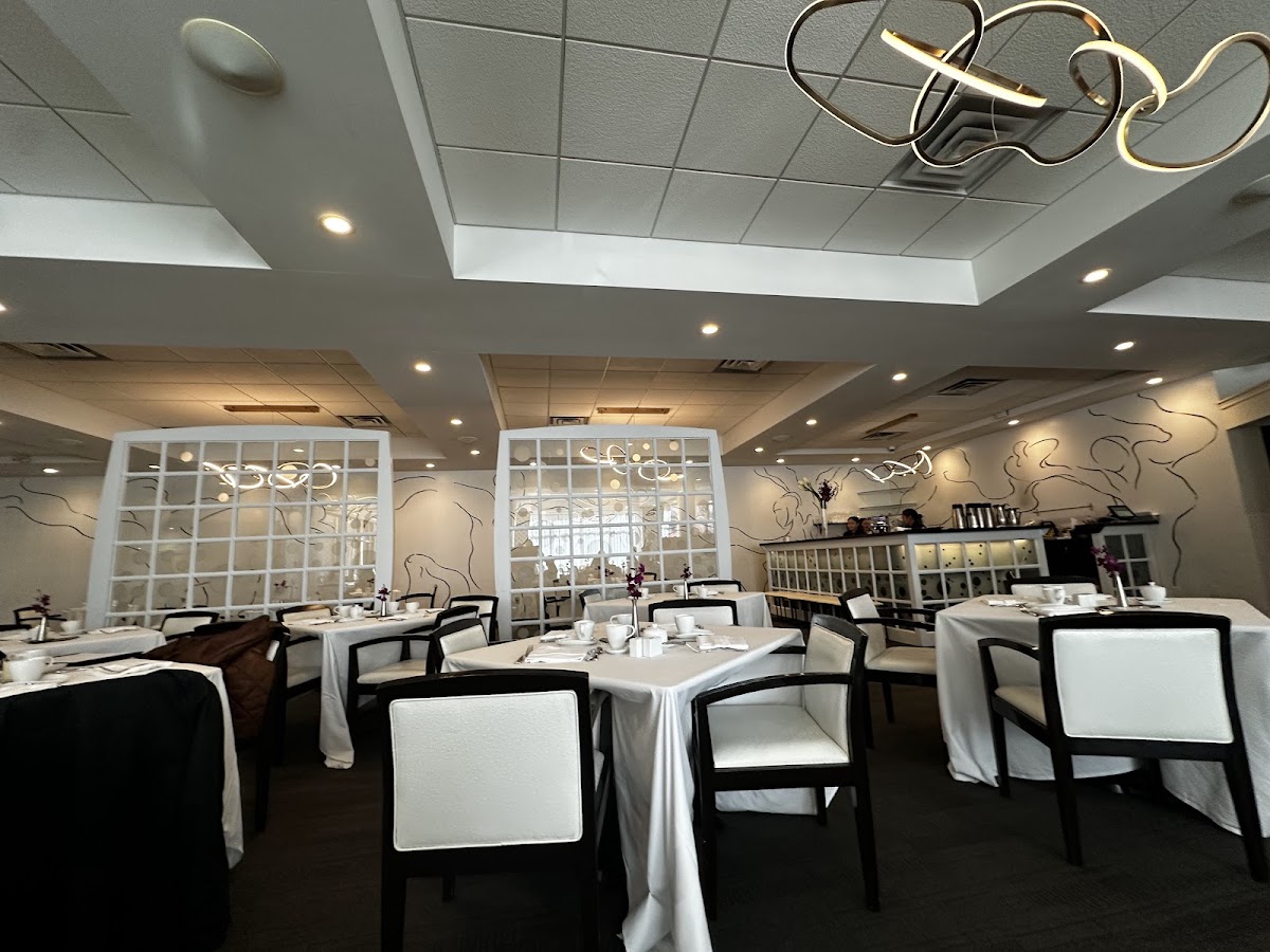 Liv Restaurant