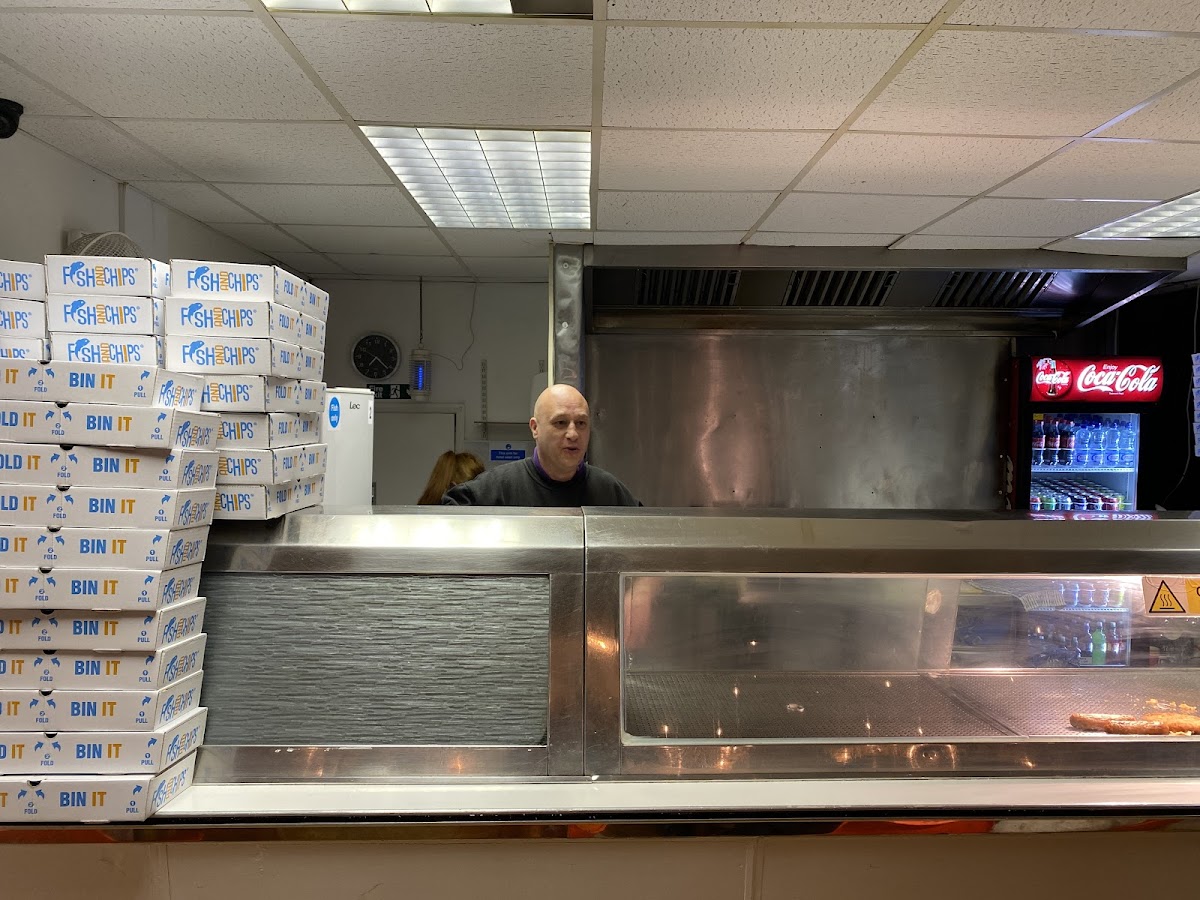 Llandudno-Memos Fish & Chip Shop Photos 9