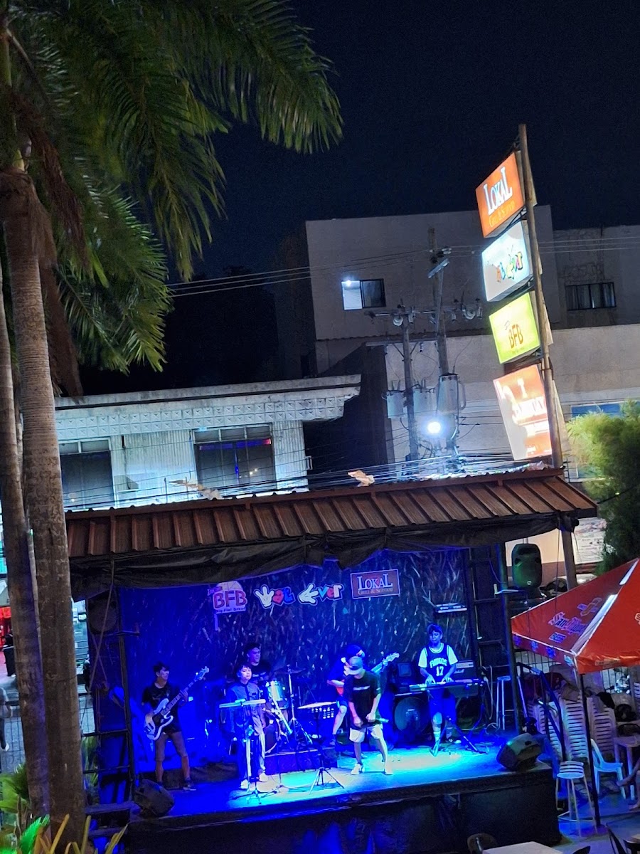 Lokal Grill And Seafood