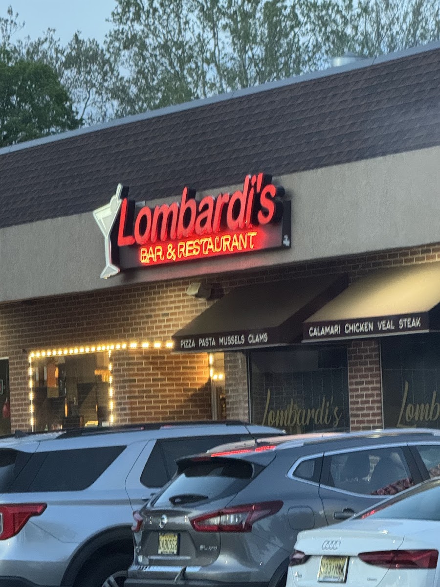 Lombardi's Bar & Restaurant