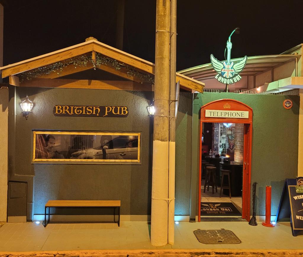 London Uai Pub