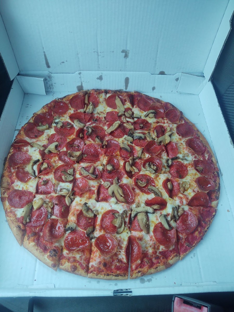 Long Branch Pizzeria - Ashley, Oh Photos 9