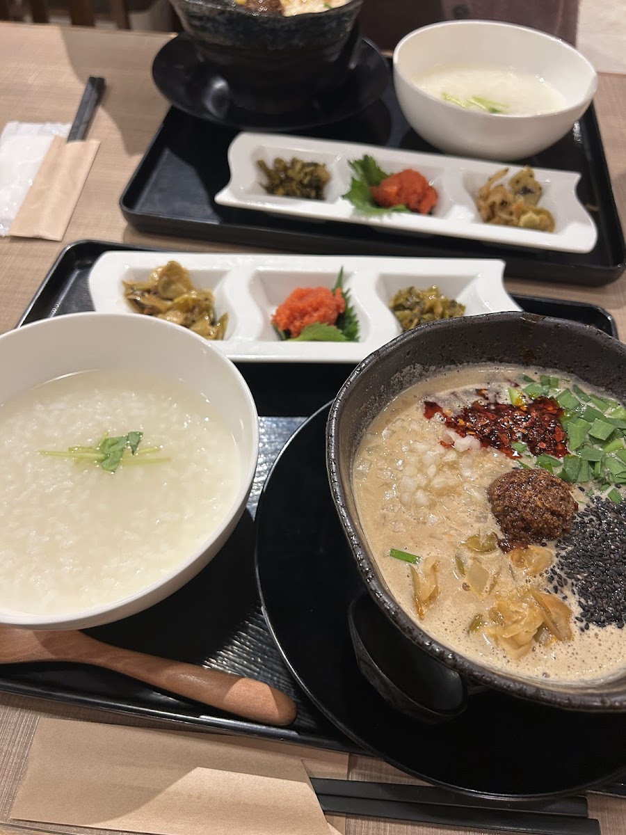 Long-Hu Dining Photos 2