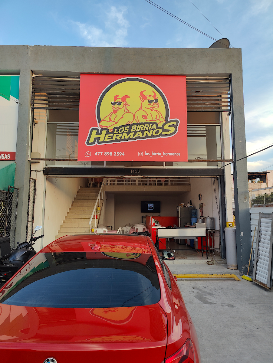 Los Birria Hermanos