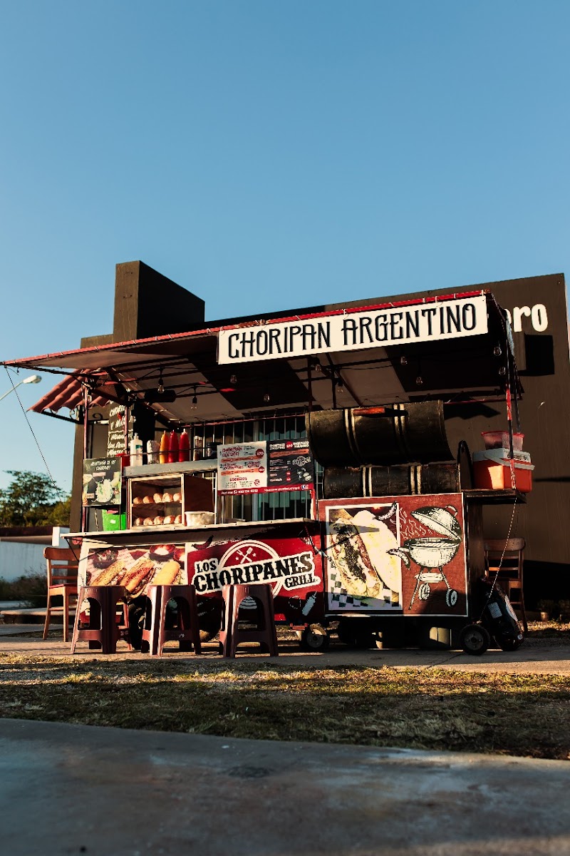Los Choripanes Grill Cd Caucel