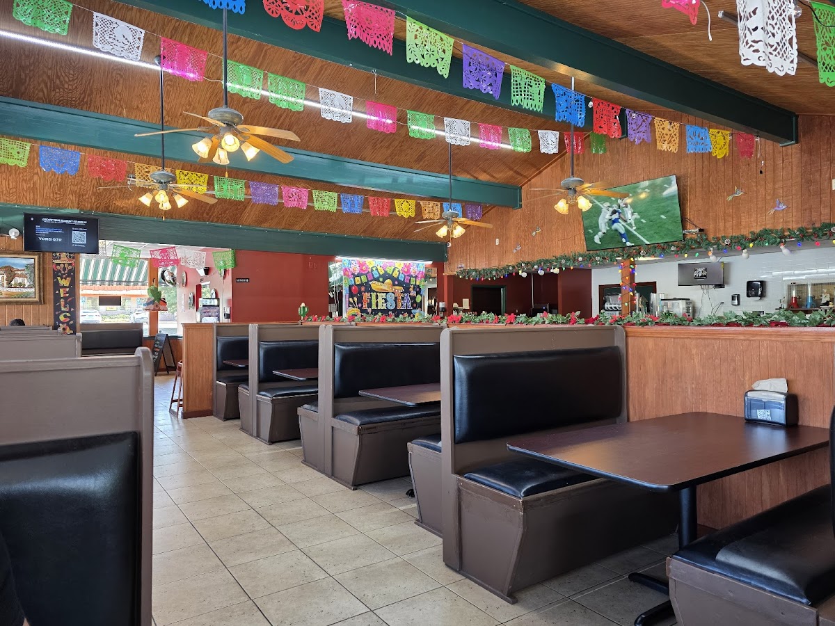 Los Compadres Mexican Restaurant