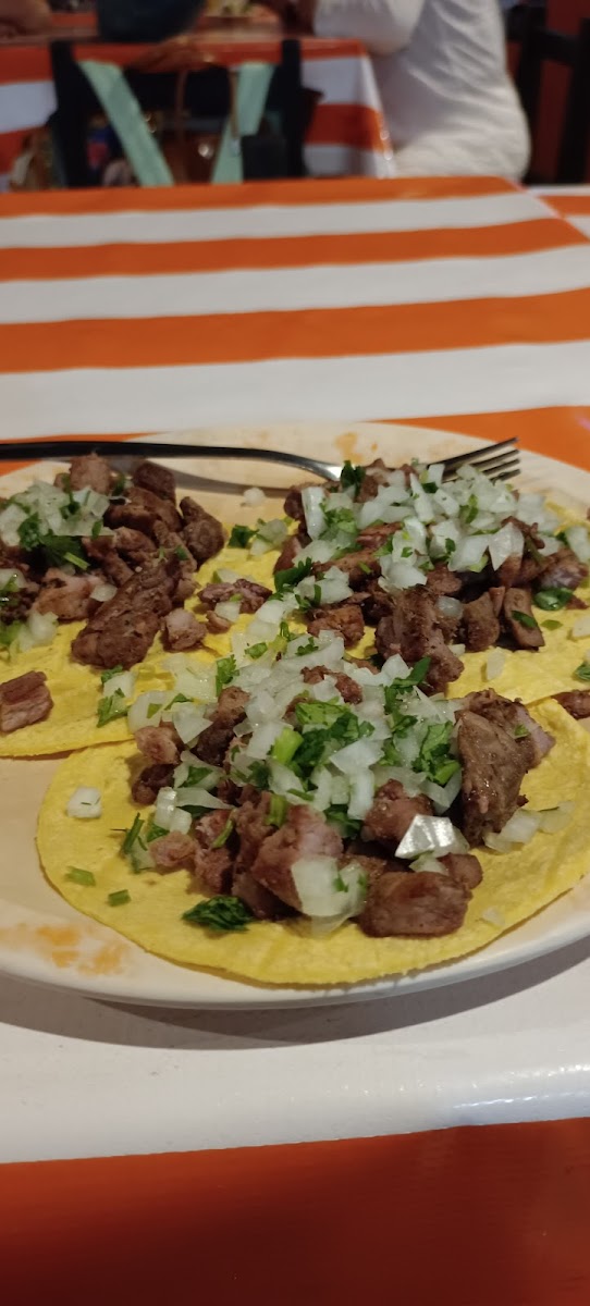 Los Compadres Tacos Photos 9