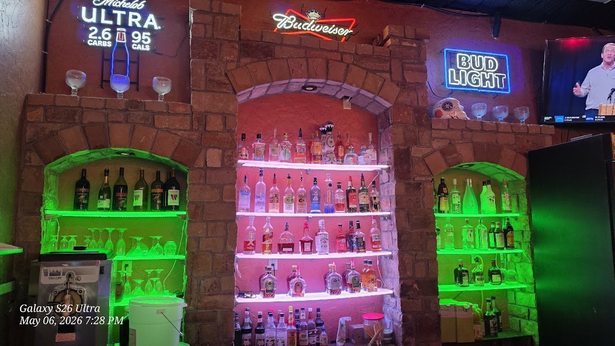 Los Primos Méxican Restaurant & Cantina - Glen Rose Photos 2