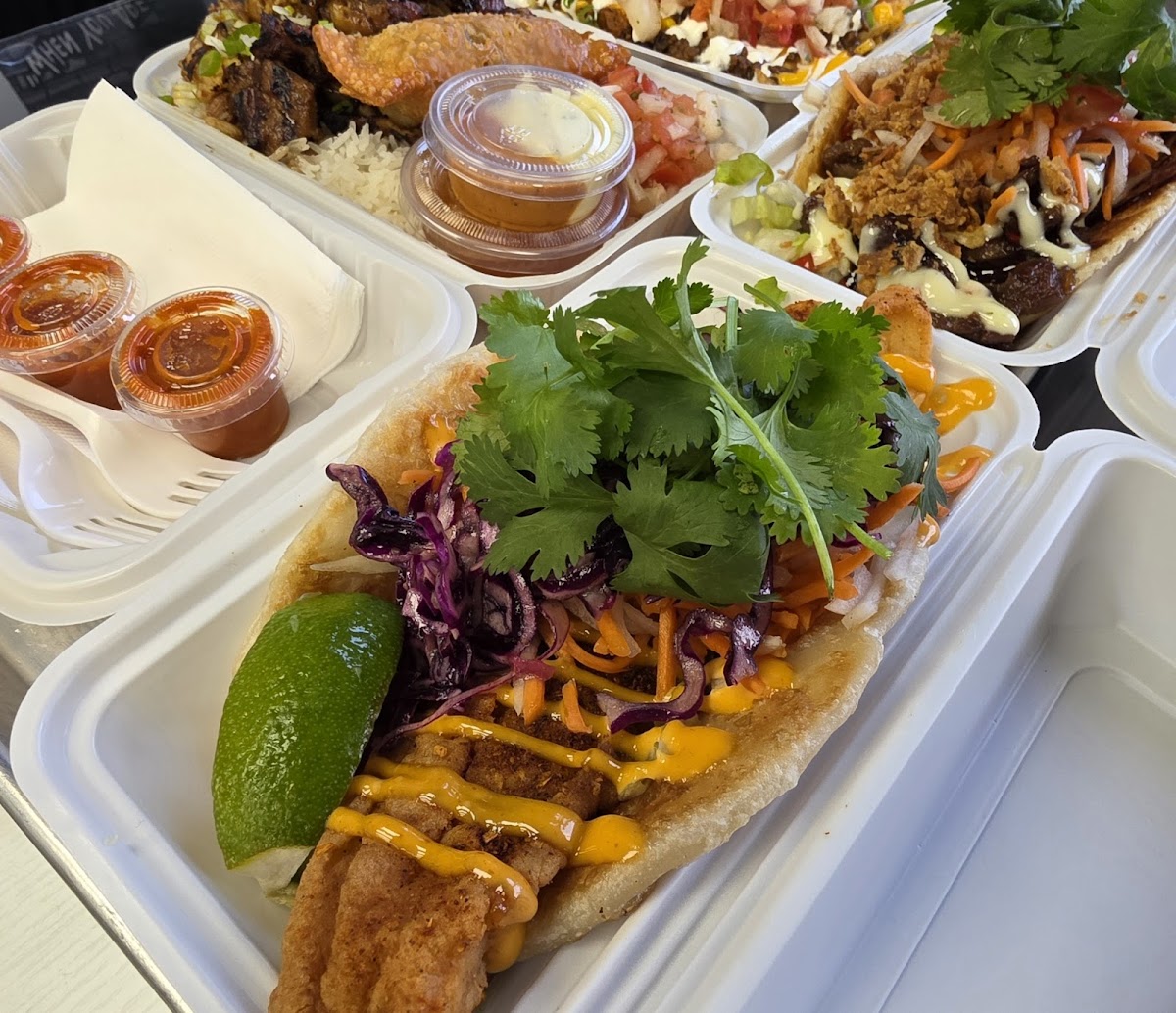 Los Vietnamita Taqueria Photos 2