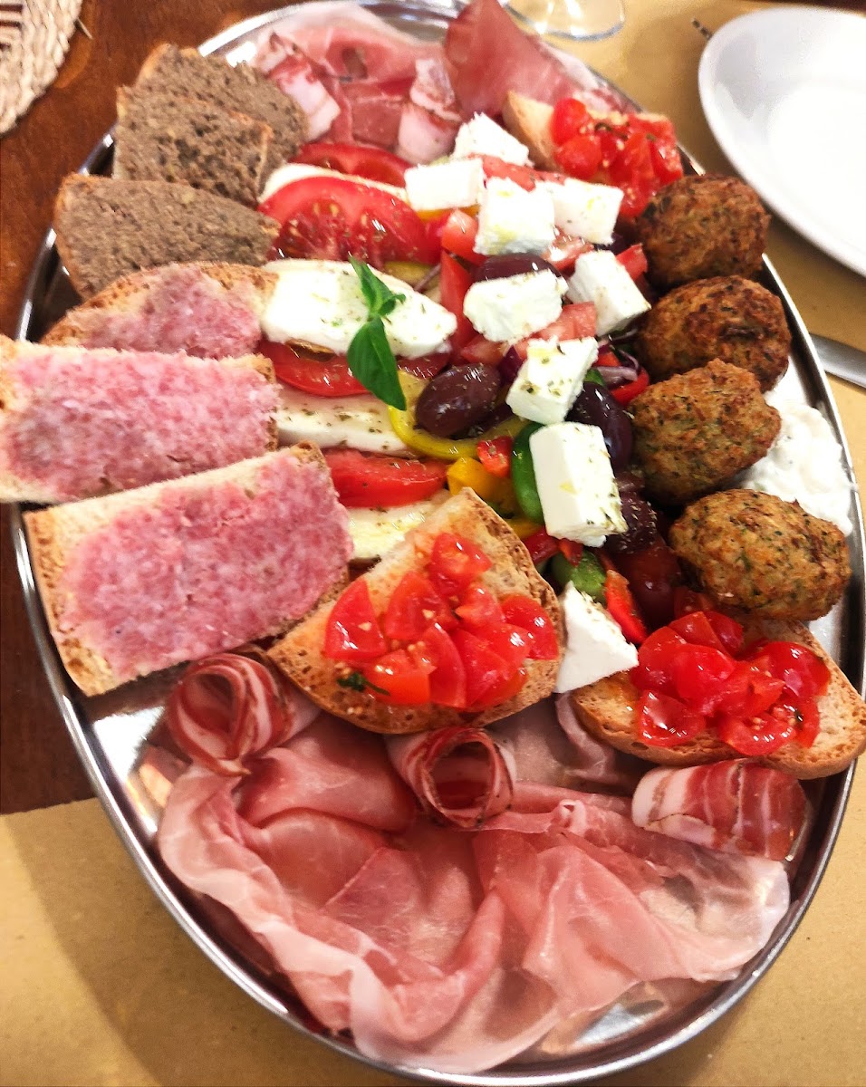 L’Osteria Di Bù Photos 9