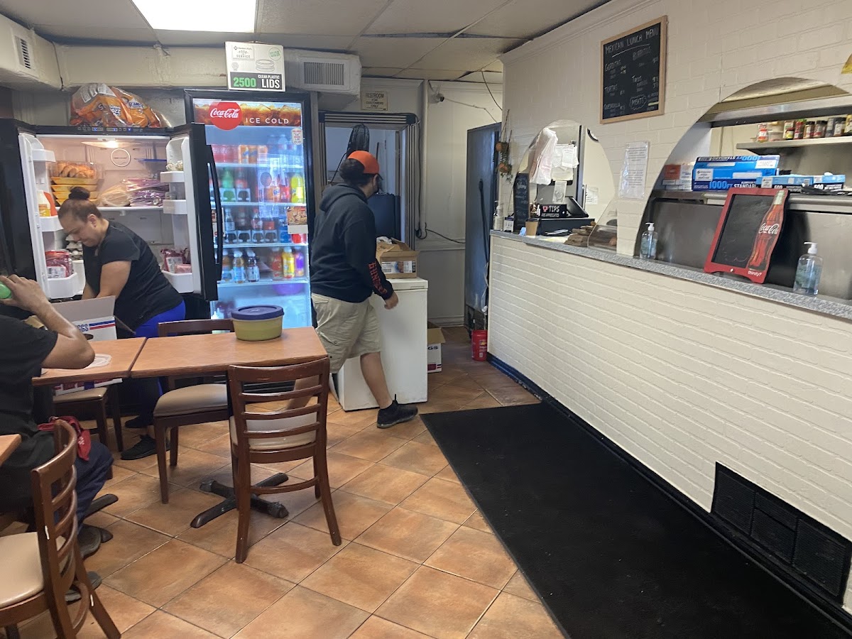 Louis Deli Photos 9