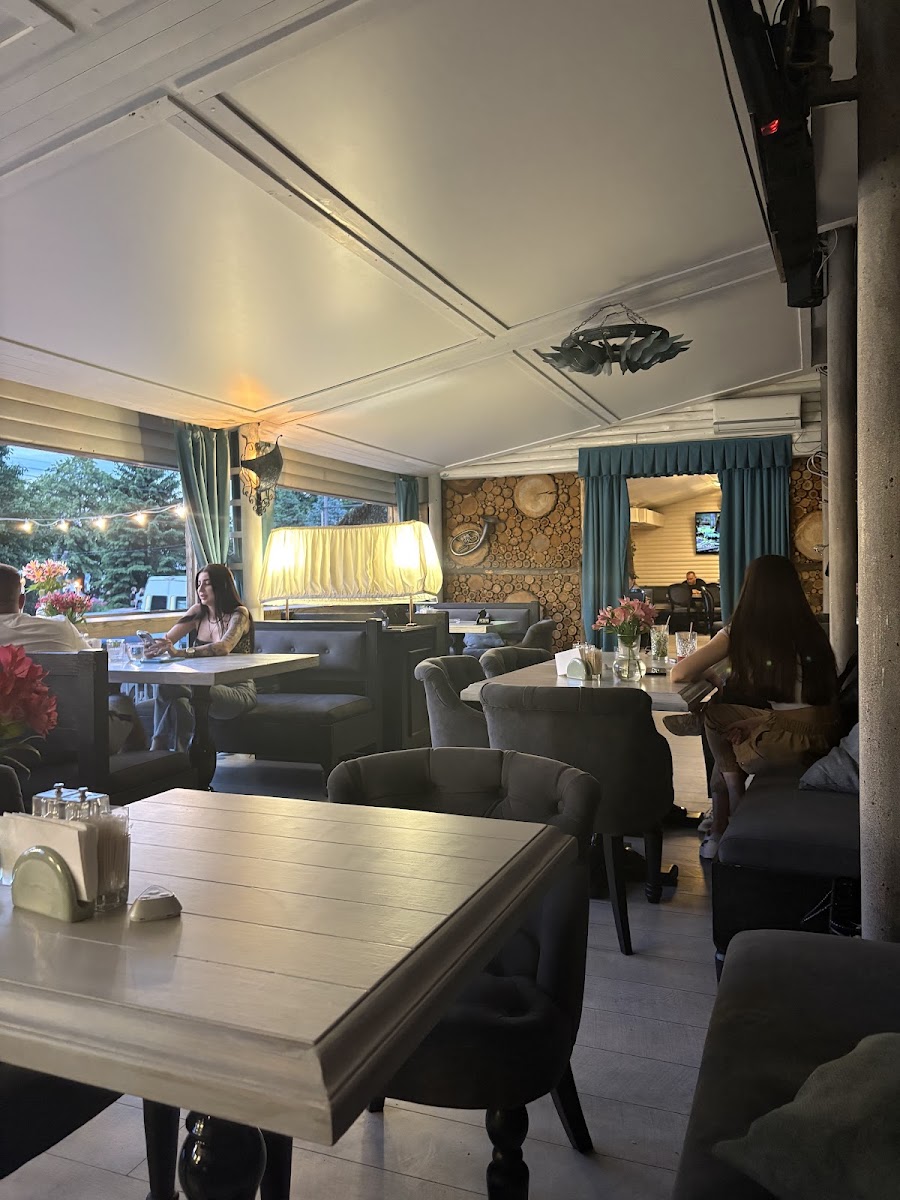 Lounge Terrace 33