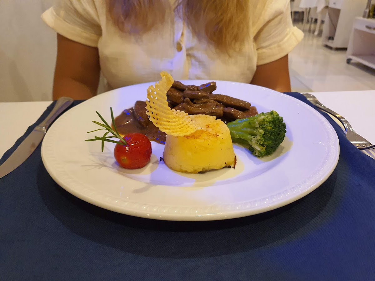Love Boat Restaurant Photos 9