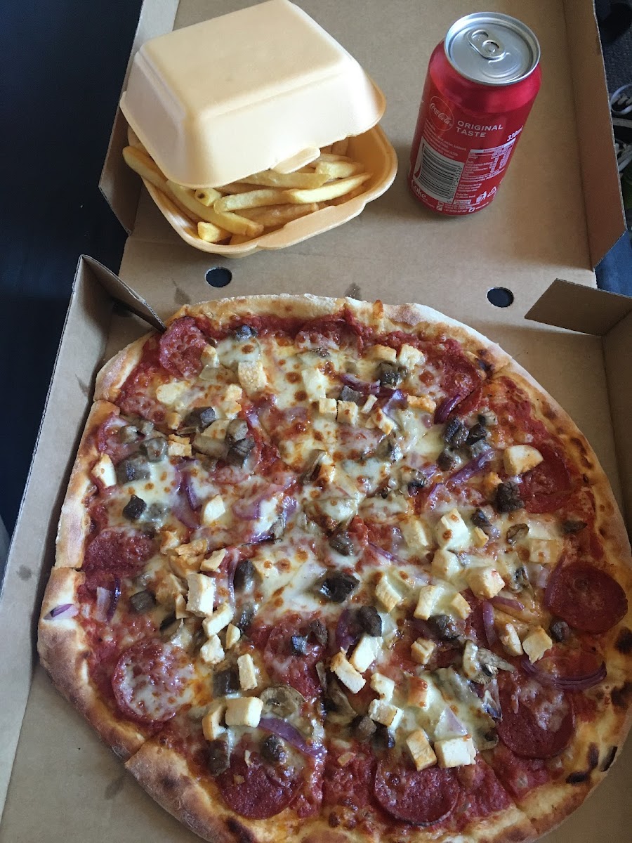 Love Pizza Photos 9