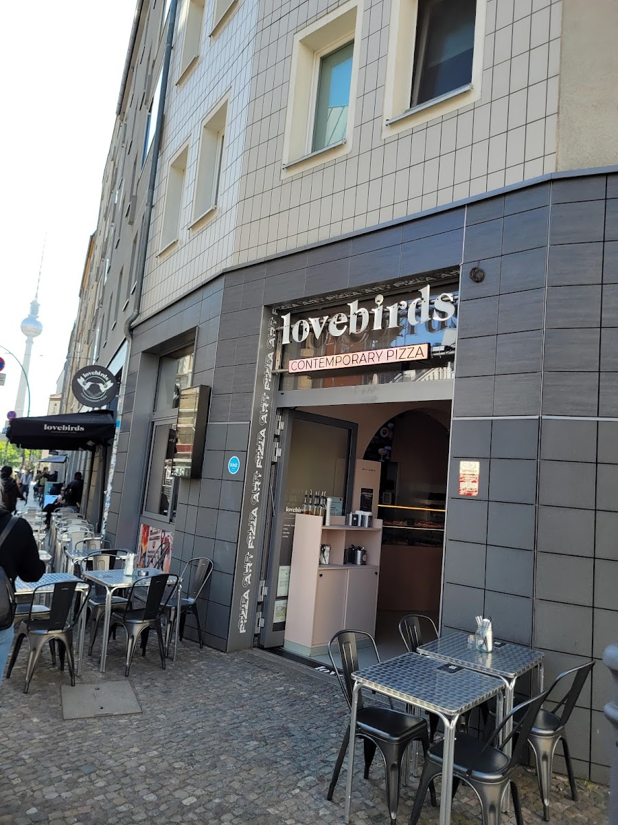 Lovebirds - Contemporary Pizza Photos 2