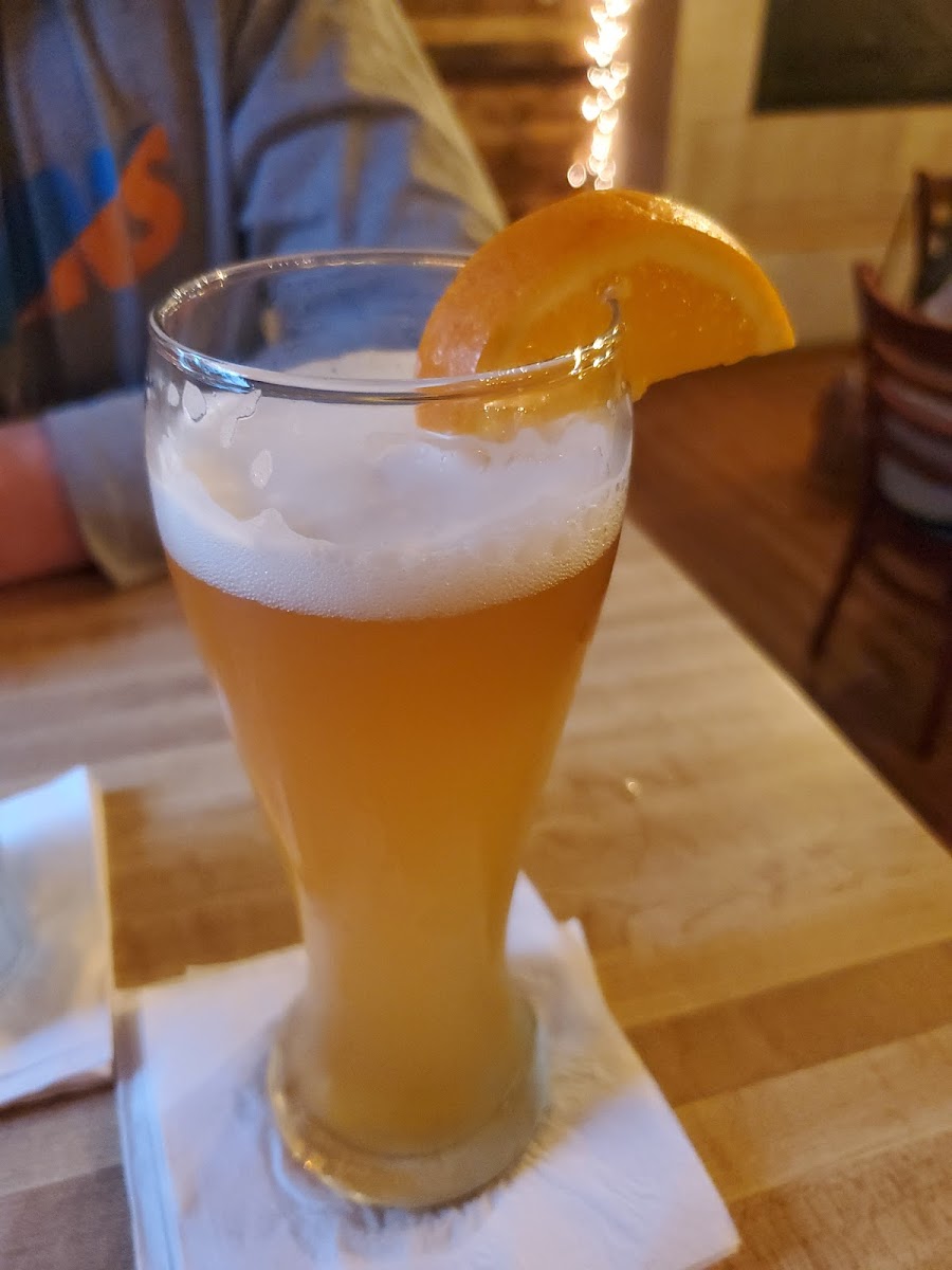 Lovelton Hotel Bar And Grill Photos 2