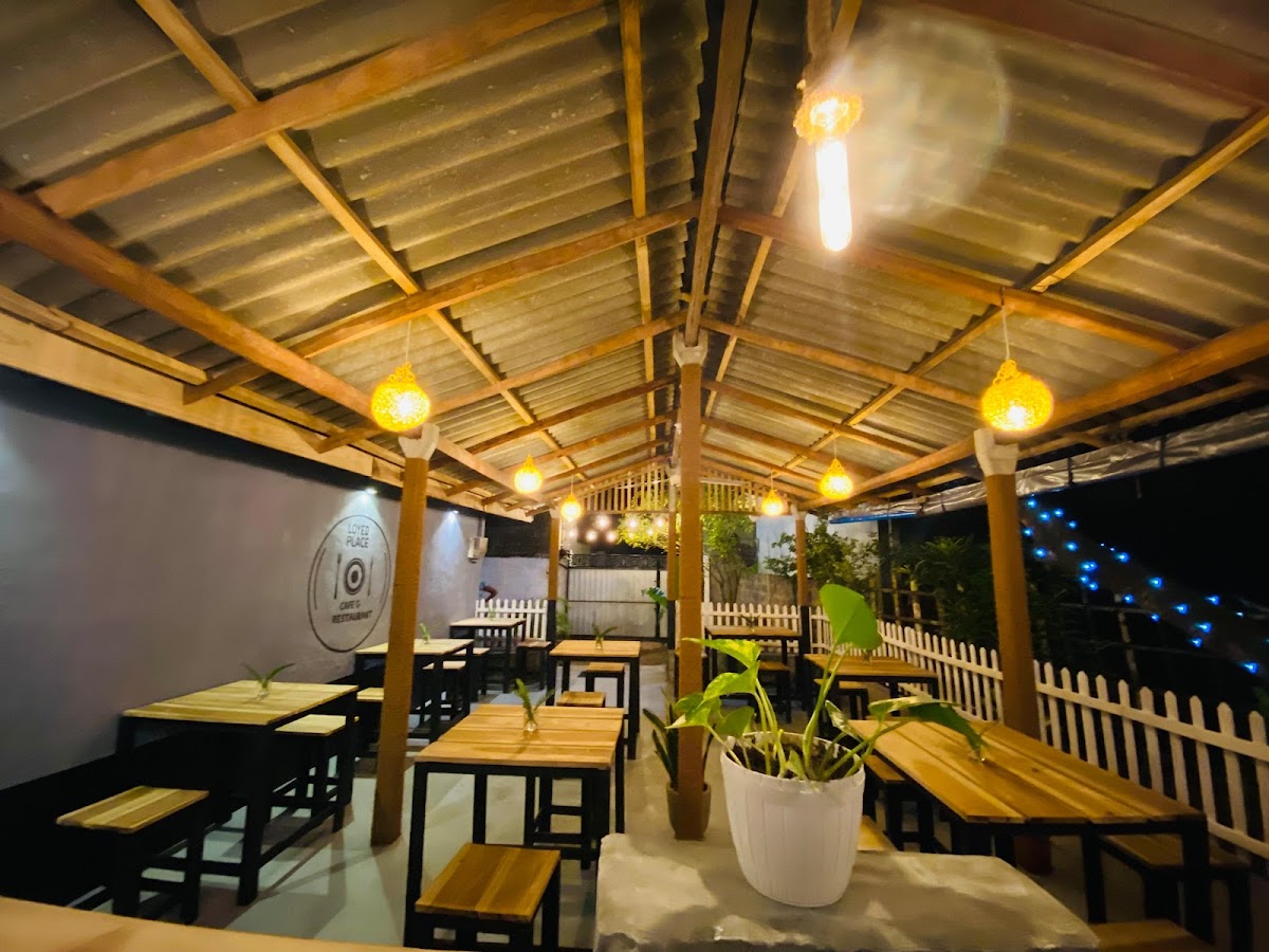 Loyed Place Cafe & Restaurant