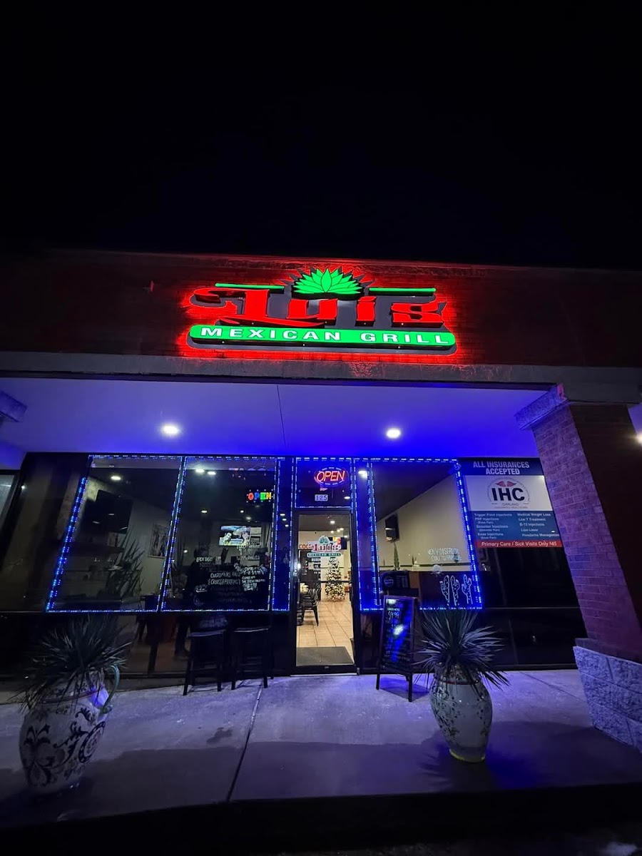 Luis Mexican Grill