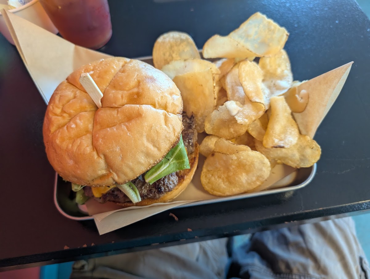 Lulu's Main St. Cafe Photos 2