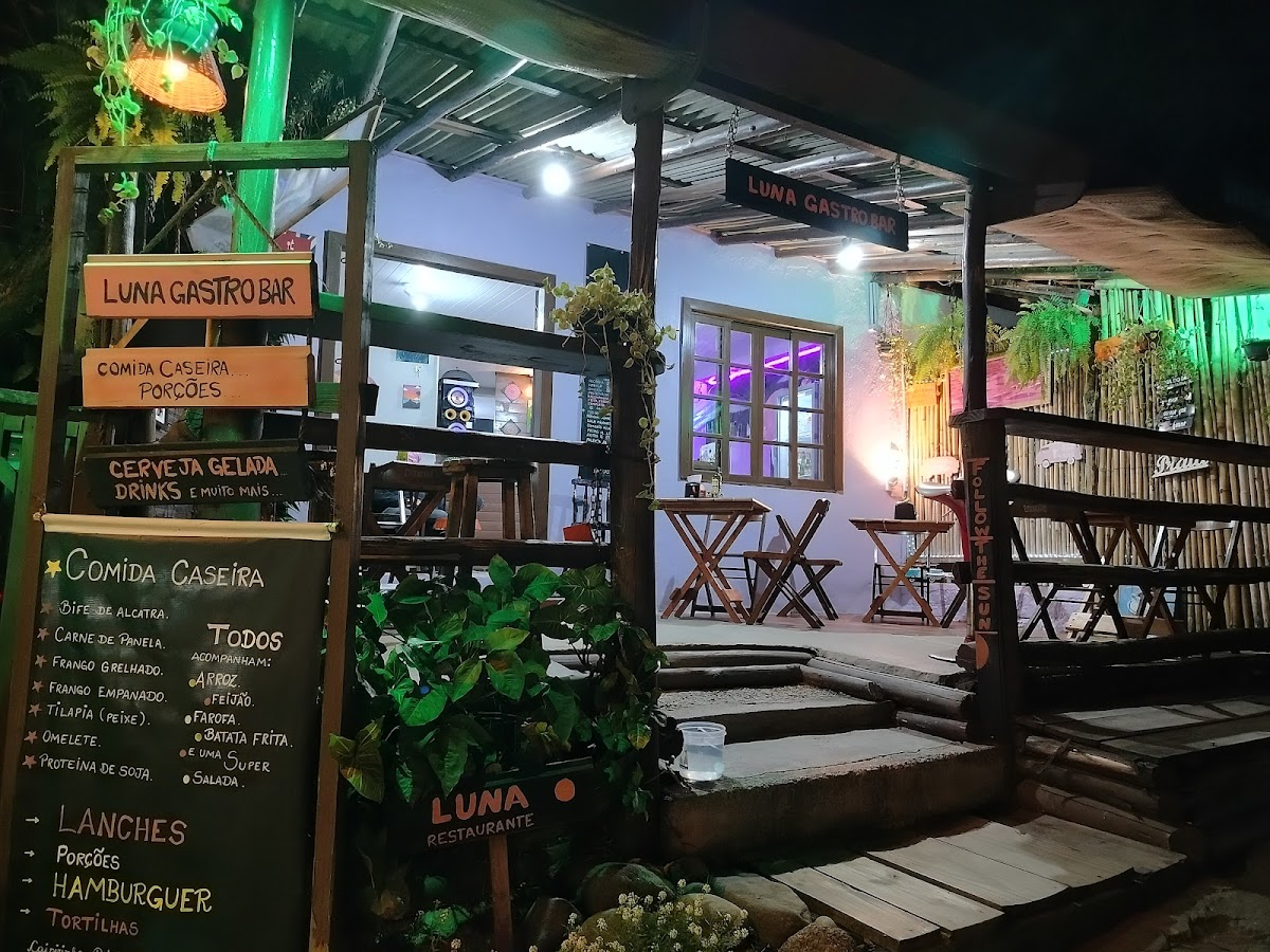 Luna Gastro Bar