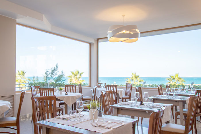 Luna Restaurant