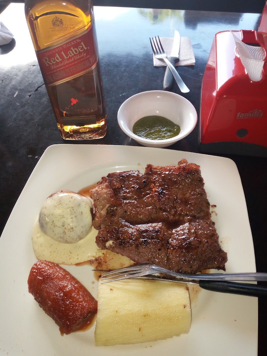 Luna's Parrilla Bar Photos 9