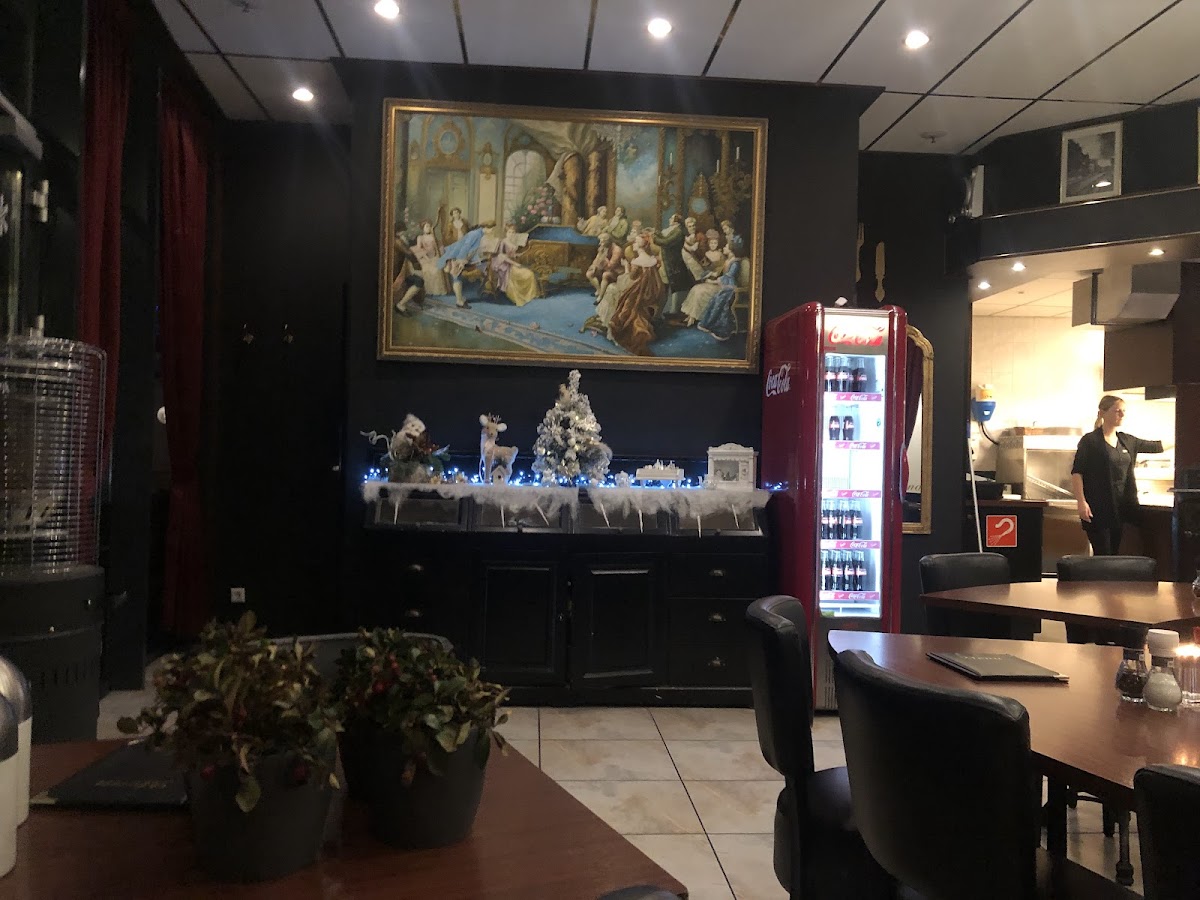 Lunchroom Panache