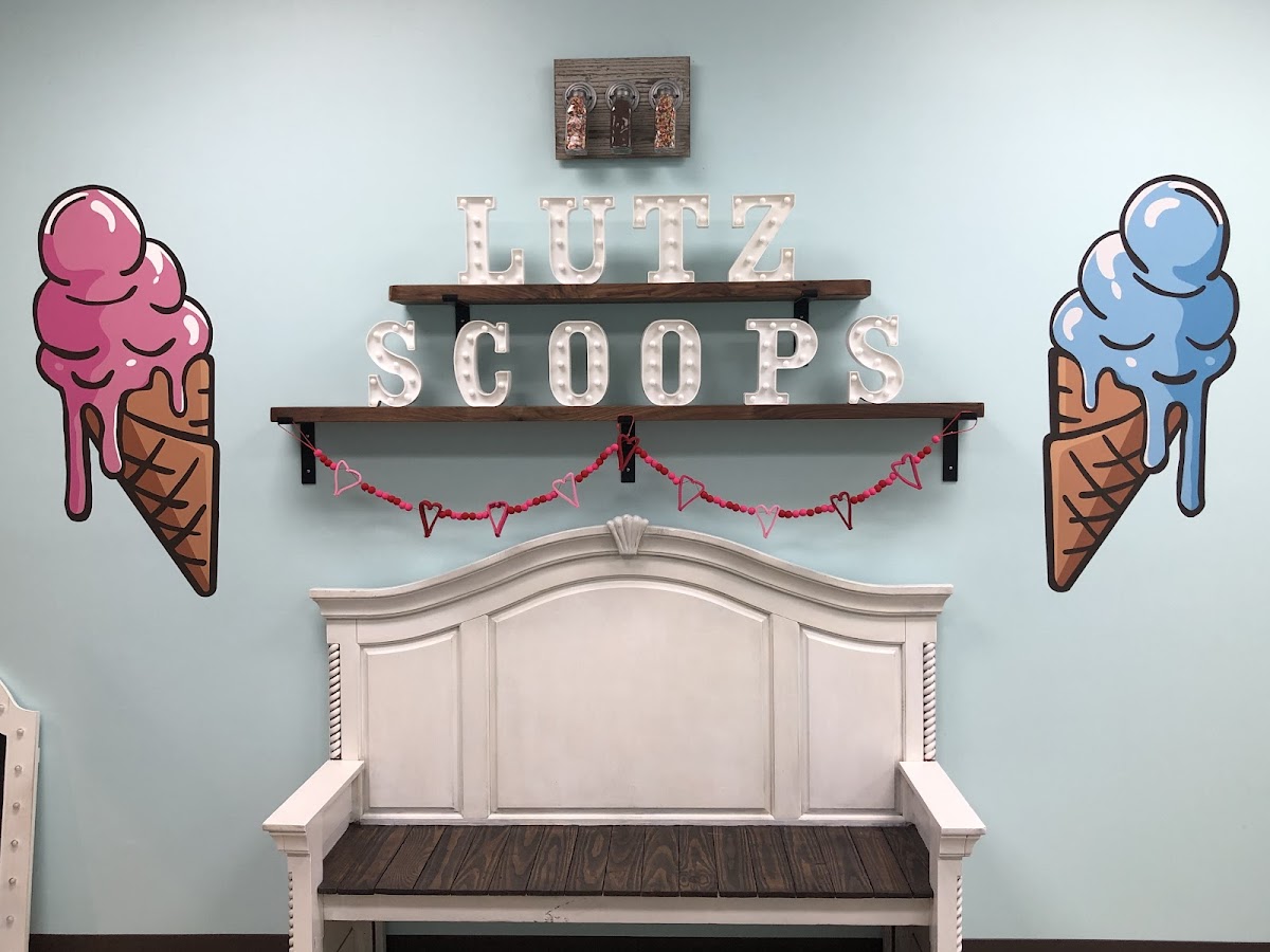 Lutz Scoops Photos 2