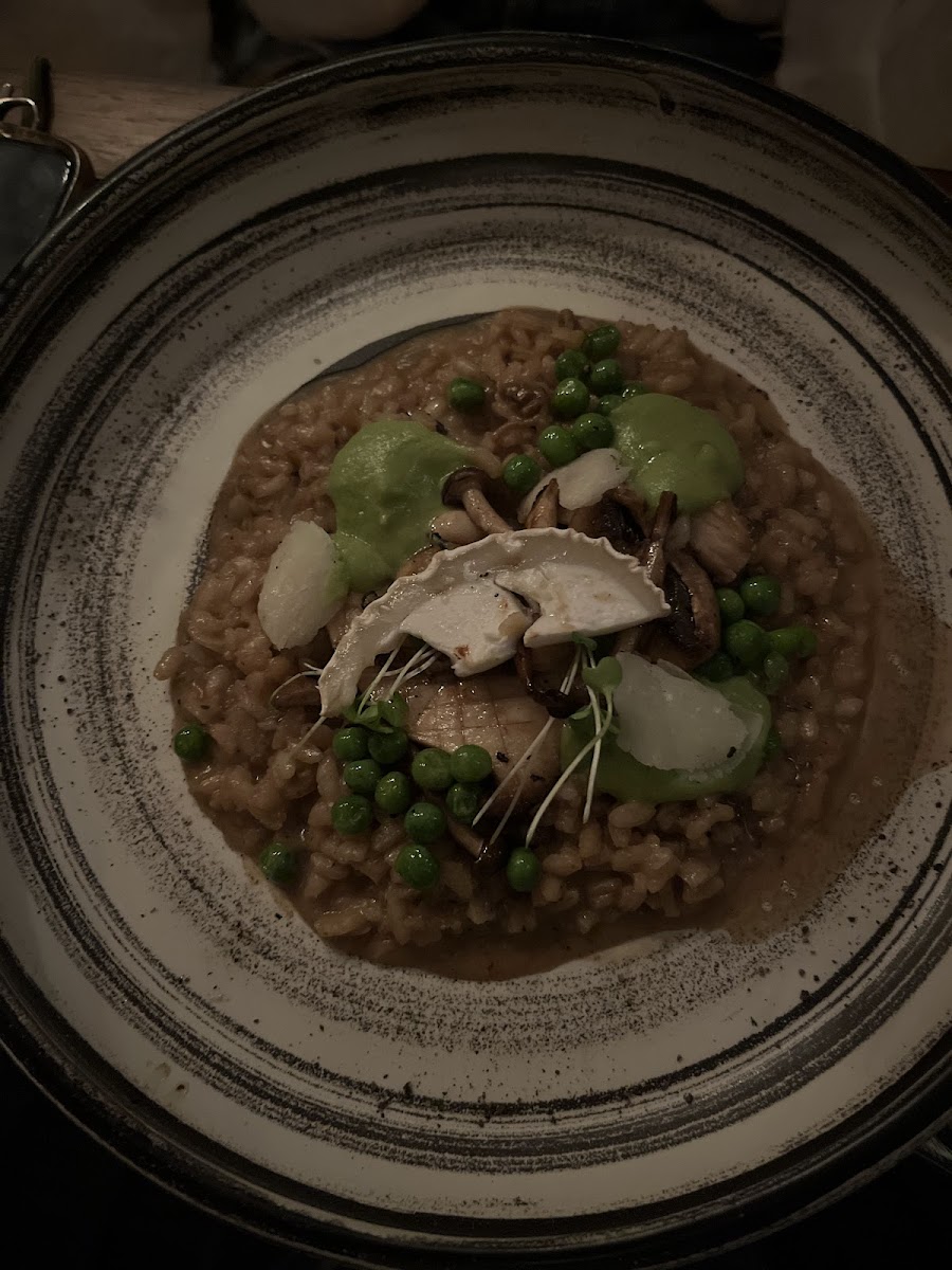 Lynked Restaurant Photos 9