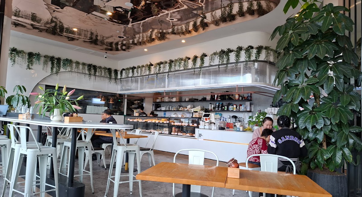 M-City Cafe
