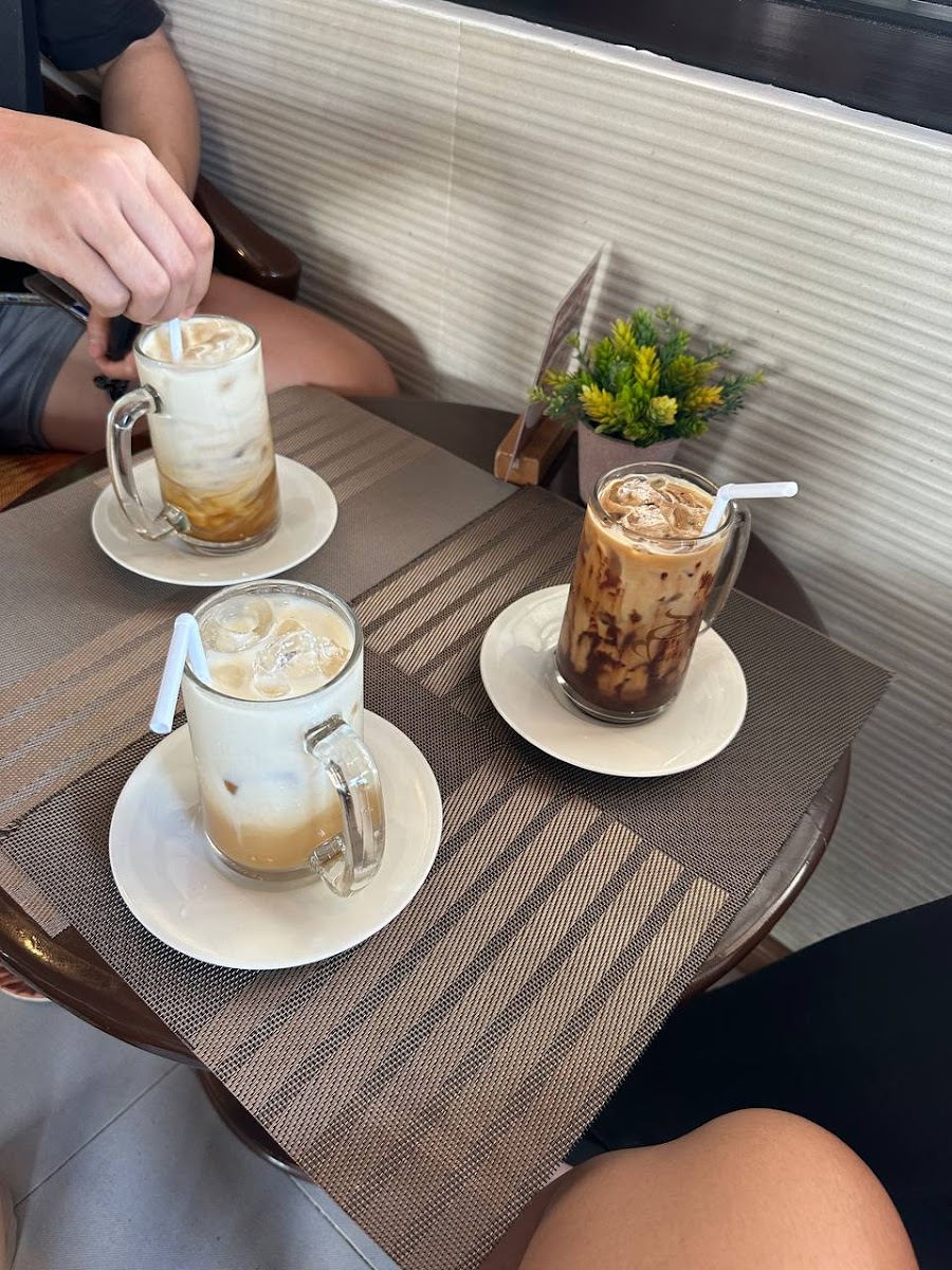 M1 Cafe Photos 9