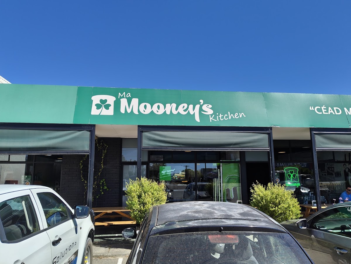 Ma Mooneys Kitchen