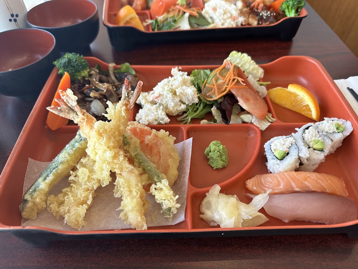 Makoto Japanese Restaurant Photos 9