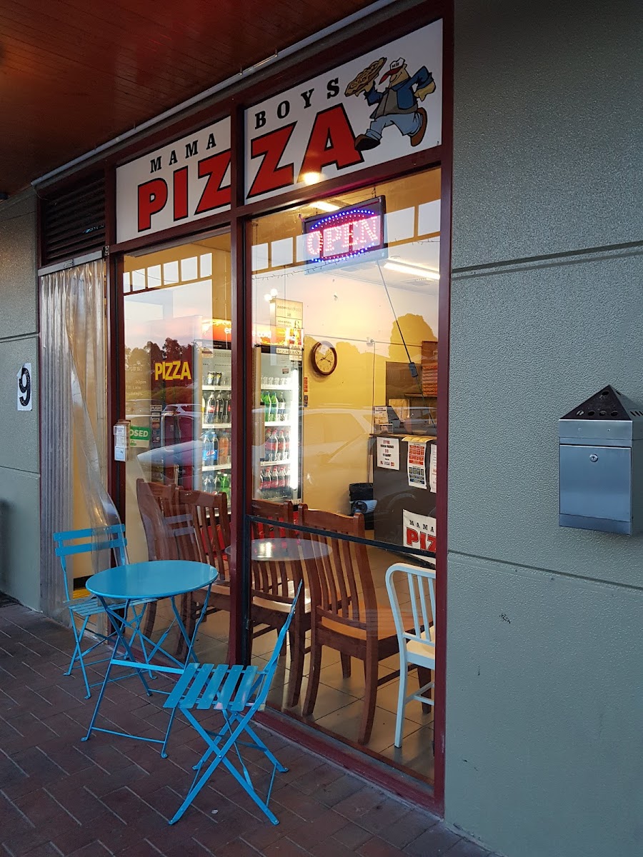 Mama Boys Pizza